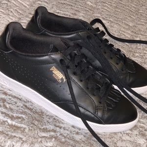 Women’s size 7 Puma Match  black leather shoes